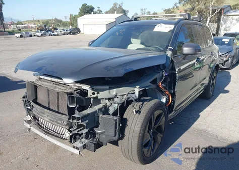 2022 Volvo Xc90 Recharge Plug-In Hybrid T8 R-Design Extended Range 7P z USA, uszkodzony, nr VIN YV4H60CM1N1841467